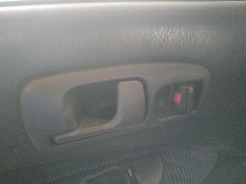 MANETA INTERIOR DELANTERA IZQUIERDA