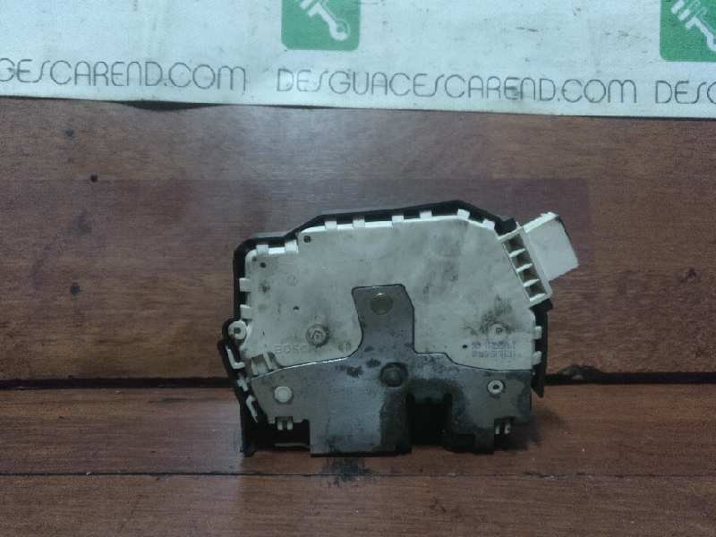 CERRADURA PUERTA DELANTERA IZQUIERDA 