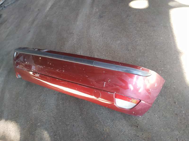 PARAGOLPES TRASERO