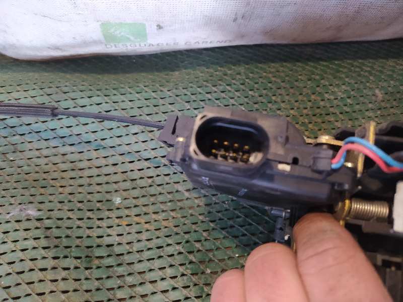 CERRADURA PUERTA DELANTERA DERECHA