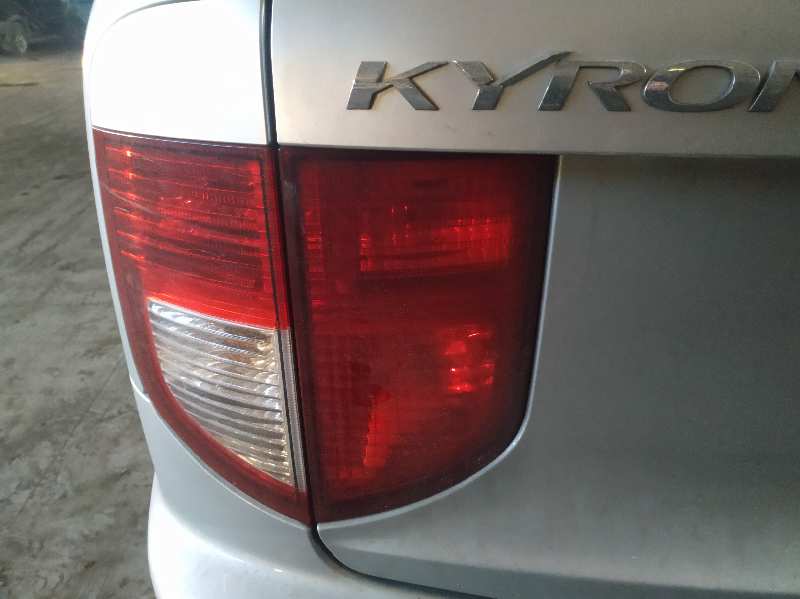 PILOTO TRASERO DERECHO