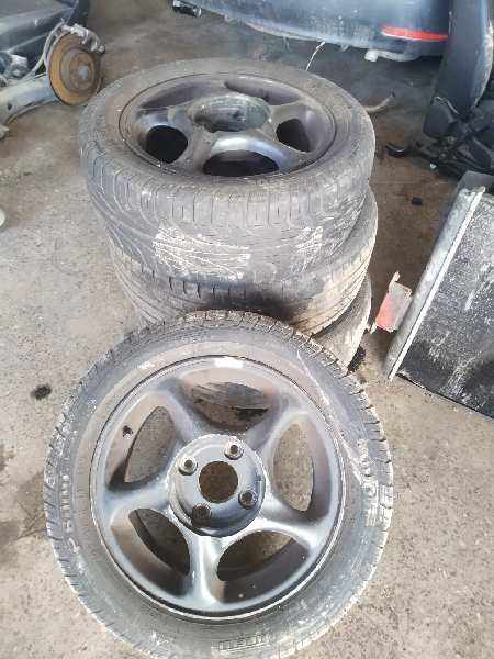 15" JUEGO DE LLANTAS HYUNDAI COUPE (J2)