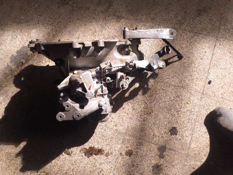 90400206 CAJA CAMBIOS OPEL CORSA B