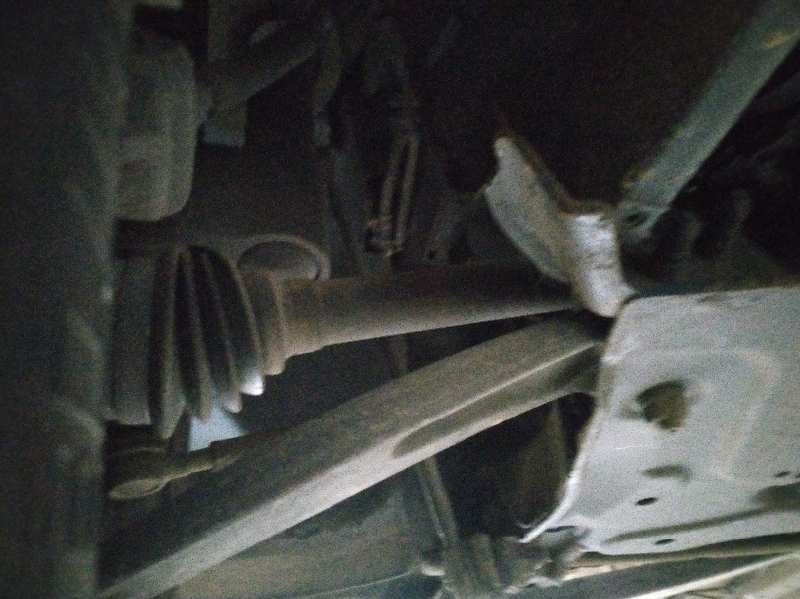 BRAZO SUSPENSION INFERIOR DELANTERO DERECHO