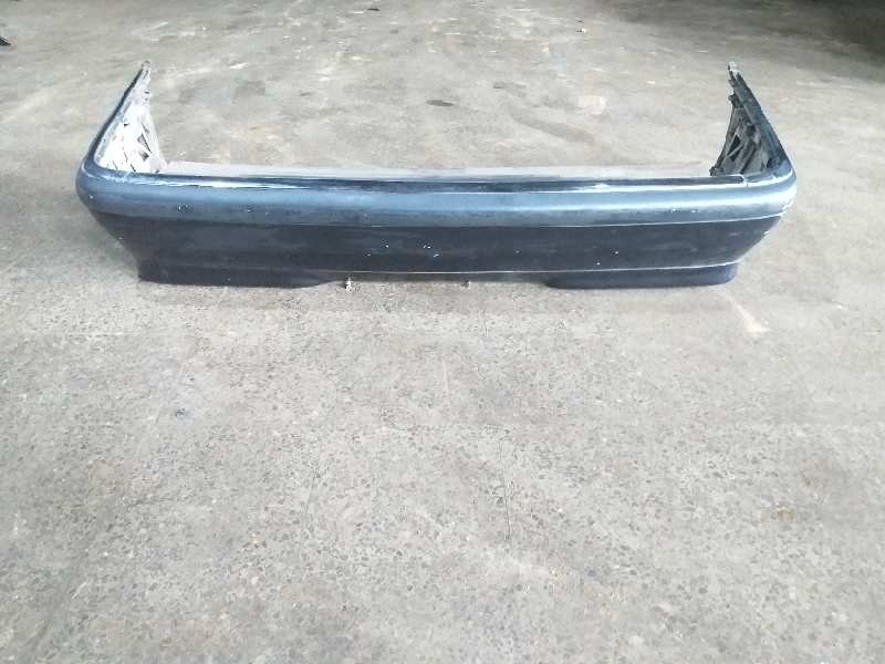 PARAGOLPES TRASERO