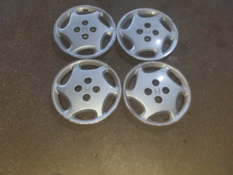 TAPACUBOS HONDA CIVIC BERLINA .5 (MA-MB)