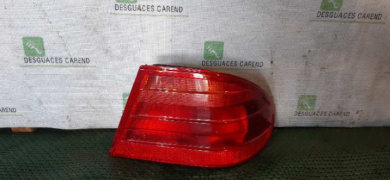 PILOTO TRASERO DERECHO