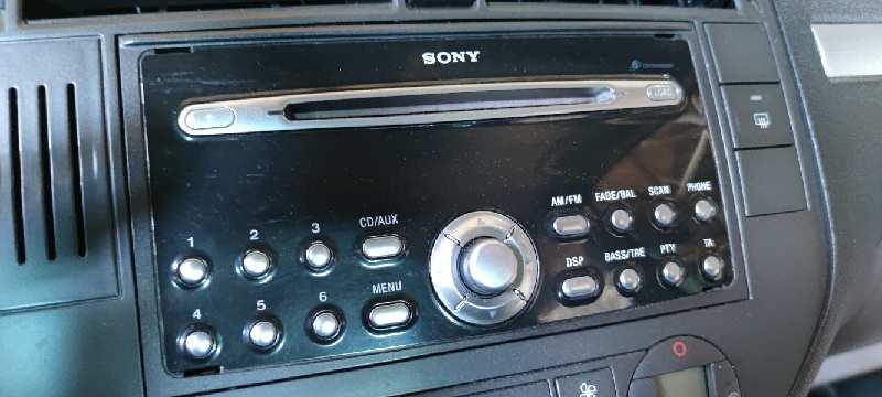 SISTEMA AUDIO - RADIO CD