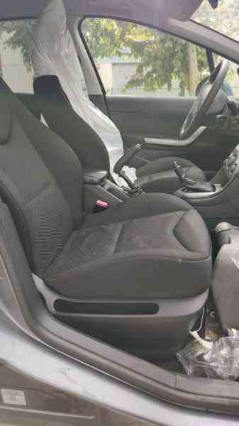 ASIENTO DELANTERO DERECHO