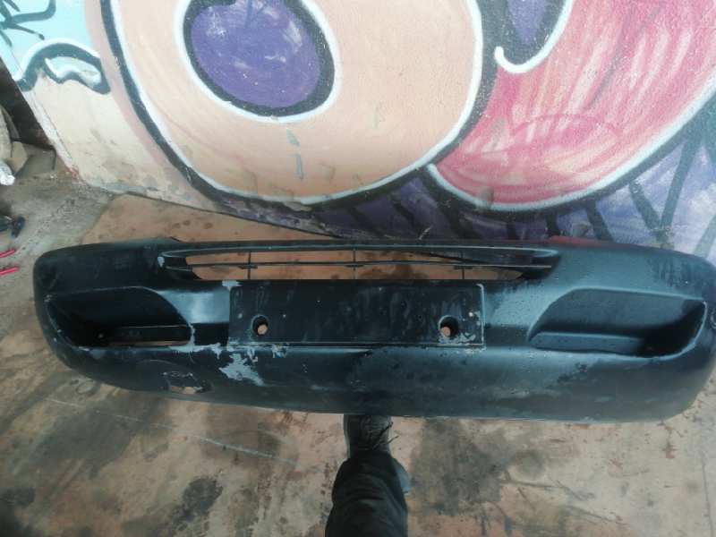 PARAGOLPES DELANTERO