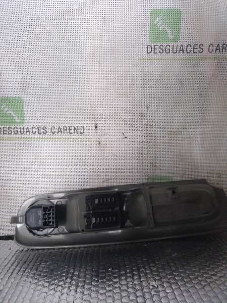 MANDO ELEVALUNAS DELANTERO IZQUIERDO 