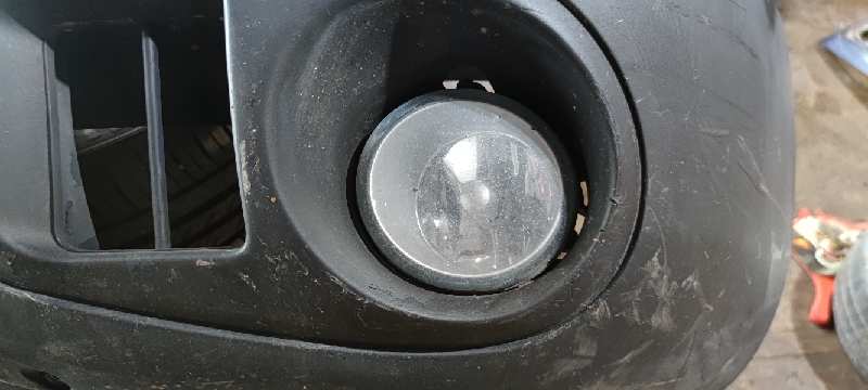 FARO ANTINIEBLA IZQUIERDO