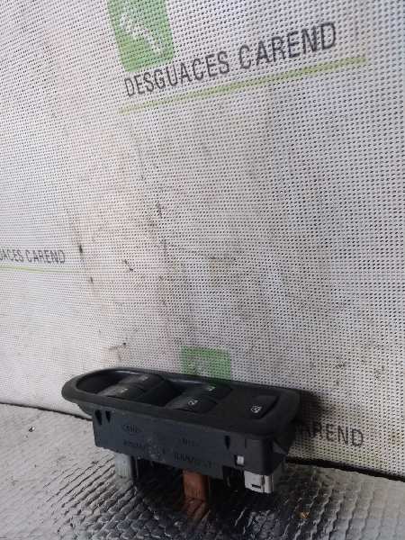 MANDO ELEVALUNAS DELANTERO IZQUIERDO 