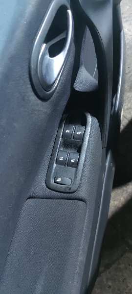 ELEVALUNAS DELANTERO IZQUIERDO