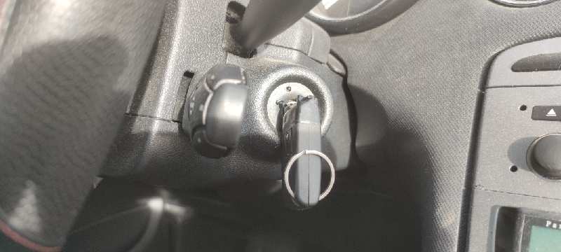 CONMUTADOR DE ARRANQUE