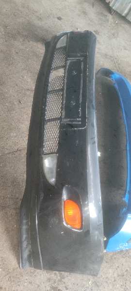 PARAGOLPES DELANTERO