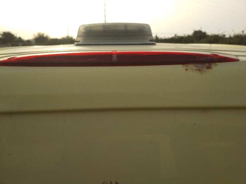 LUZ CENTRAL DE FRENO