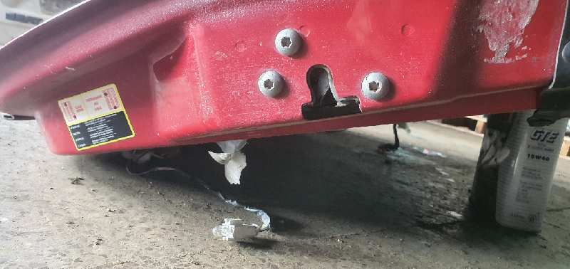 CERRADURA PUERTA DELANTERA IZQUIERDA 