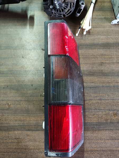 PILOTO TRASERO IZQUIERDO