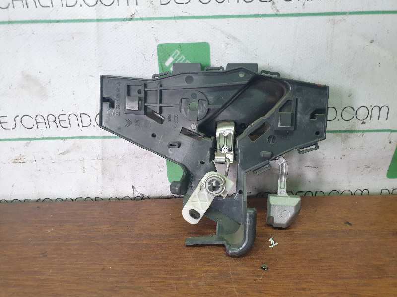 MANETA INTERIOR DELANTERA DERECHA