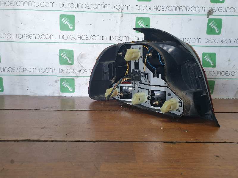 PILOTO TRASERO DERECHO