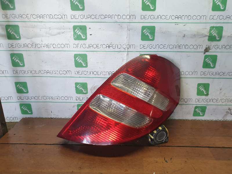 PILOTO TRASERO DERECHO