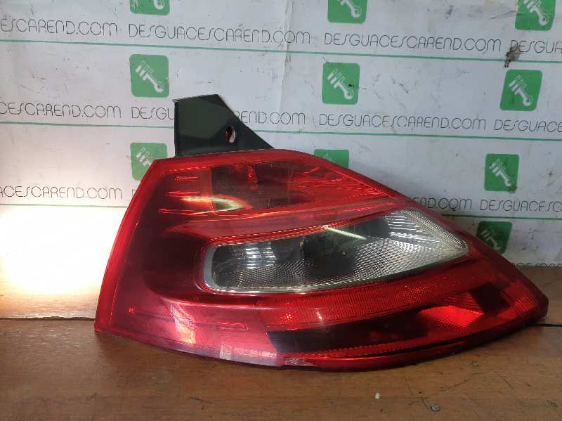 PILOTO TRASERO IZQUIERDO