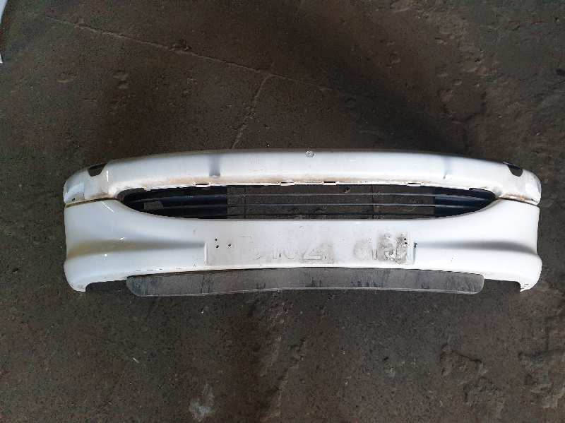 PARAGOLPES DELANTERO