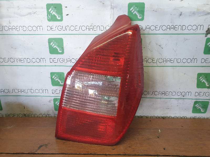 PILOTO TRASERO DERECHO