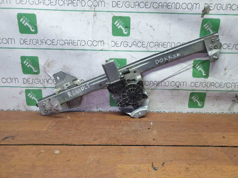 ELEVALUNAS DELANTERO DERECHO