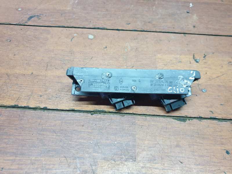 MANDO ELEVALUNAS DELANTERO IZQUIERDO 