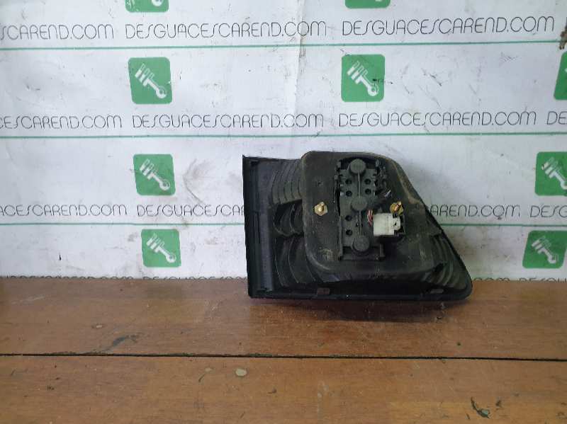 INTERIOR PILOTO TRASERO DERECHO FIAT STILO MULTI WAGON (192)