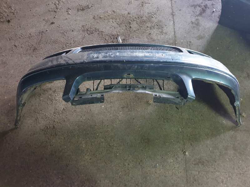 PARAGOLPES DELANTERO VOLKSWAGEN POLO BERLINA (6N1)