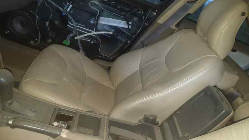 PIEL CLARA ASIENTO DELANTERO DERECHO VOLVO V70 FAMILIAR