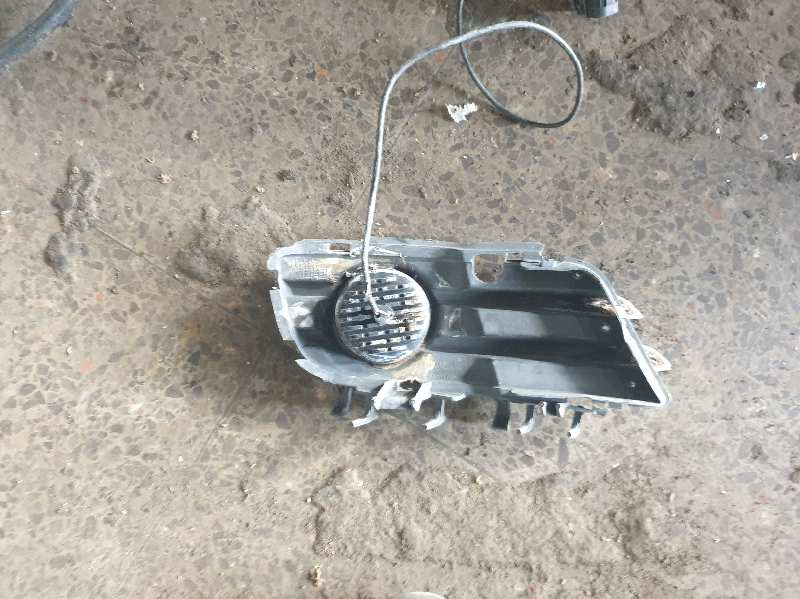 FARO ANTINIEBLA DERECHO