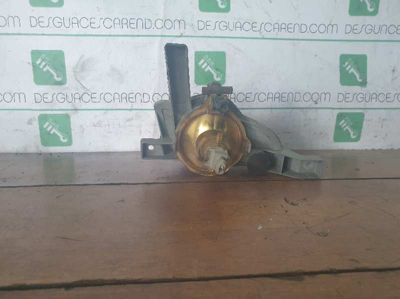 FARO ANTINIEBLA IZQUIERDO