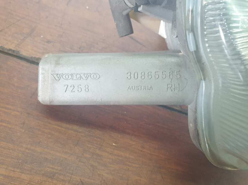 FARO ANTINIEBLA DERECHO