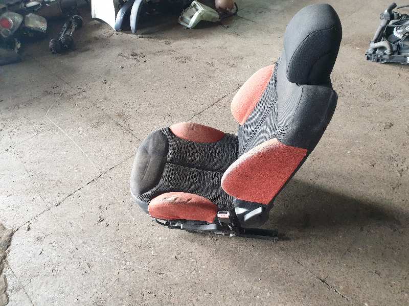 ASIENTO DELANTERO DERECHO