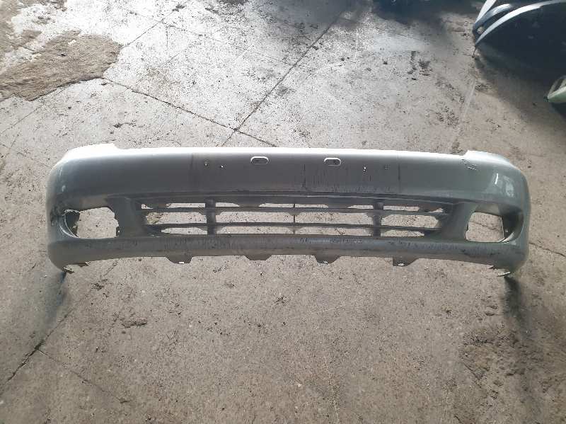 PARAGOLPES DELANTERO