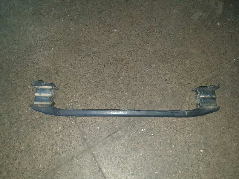 REFUERZO PARAGOLPES DELANTERO