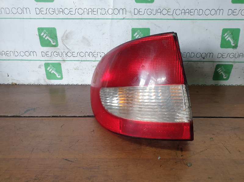 7700428058 PILOTO TRASERO IZQUIERDO RENAULT MEGANE I FASE 2 BERLINA (BA0)