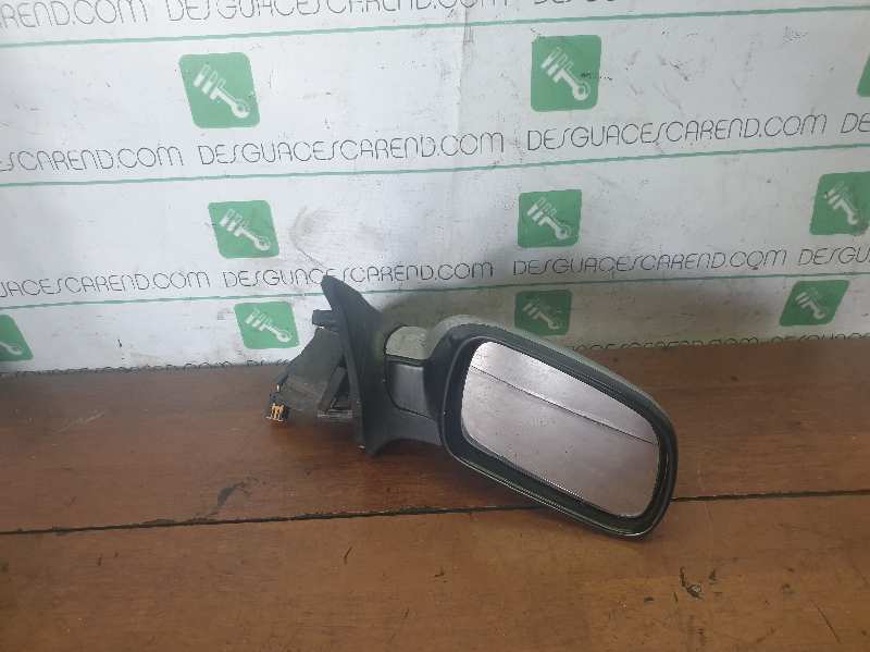 RETROVISOR DERECHO