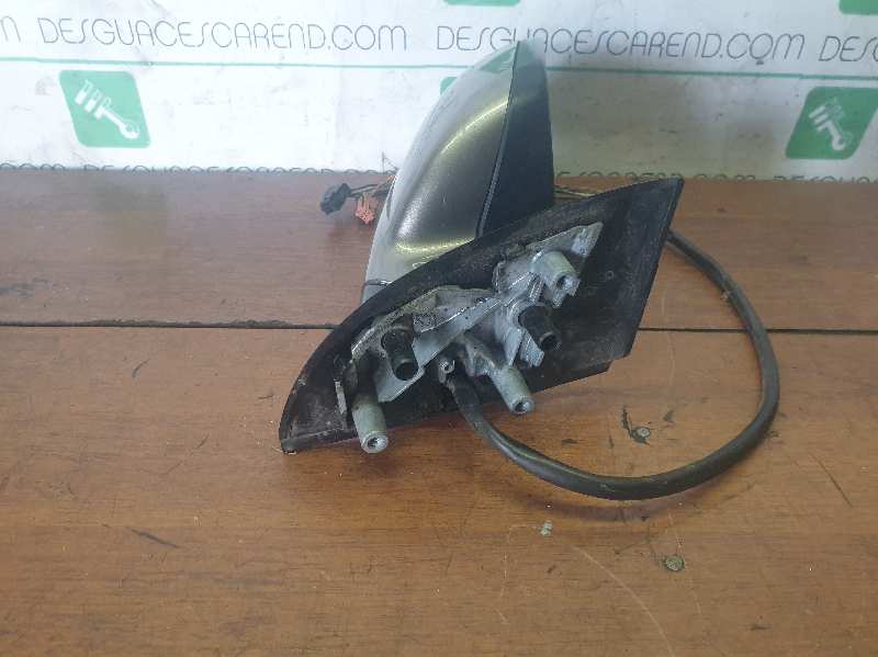RETROVISOR DERECHO