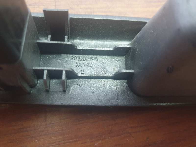 201002516 MANDO ELEVALUNAS DELANTERO DERECHO CHEVROLET MATIZ