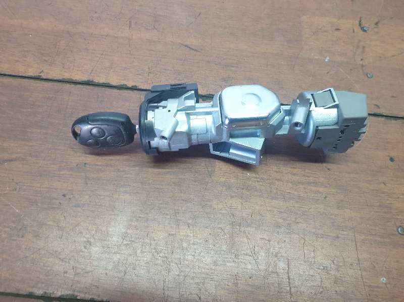 CONMUTADOR DE ARRANQUE