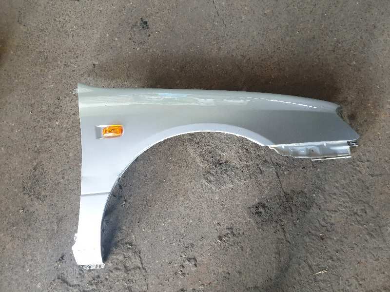 ALETA DELANTERA DERECHA