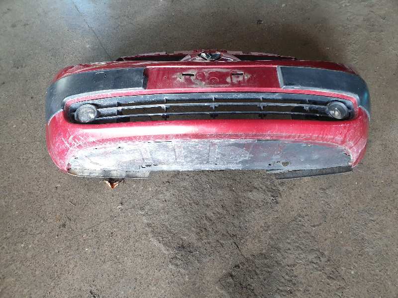 PARAGOLPES DELANTERO RENAULT MEGANE II FAMILIAR