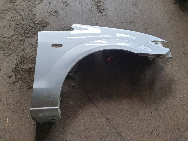 ALETA DELANTERA DERECHA