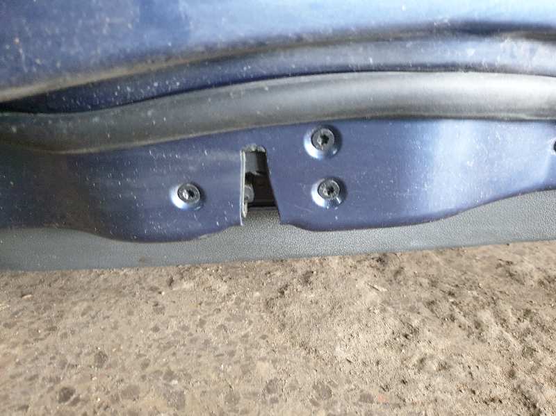 CERRADURA PUERTA DELANTERA IZQUIERDA 