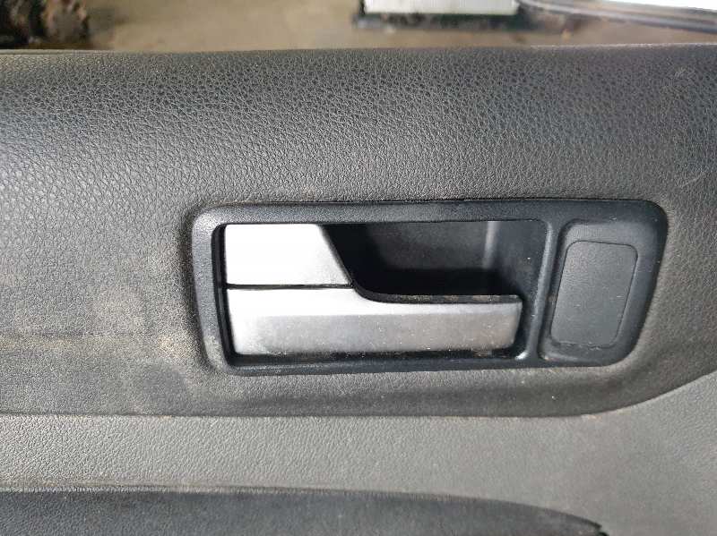 MANETA INTERIOR DELANTERA IZQUIERDA